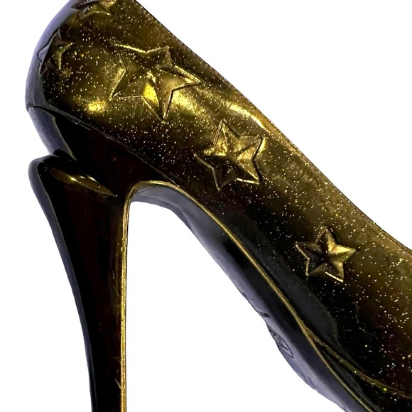 Chanel Black Glitter Star Embossed Patent Leather CC Embellished Platform Pumps - Picture 12 of 16